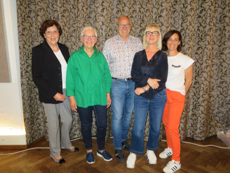 Aktueller Vorstand - Gerhard Wirbel, Heike Falk-Kohler, Johanna Rundel, Ursula Adam, Melanie Markert (v.l.n.r.)